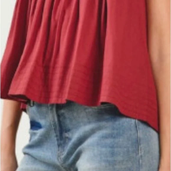 TCEC Red Sleeveless Pleated Top Size S NWT - Picture 7 of 12